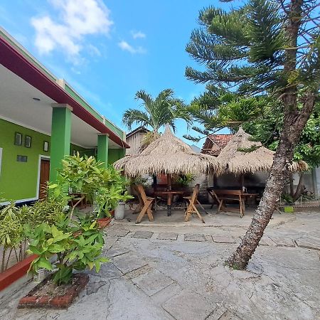 Azza Karimunjawa Hotel Ngoại thất bức ảnh