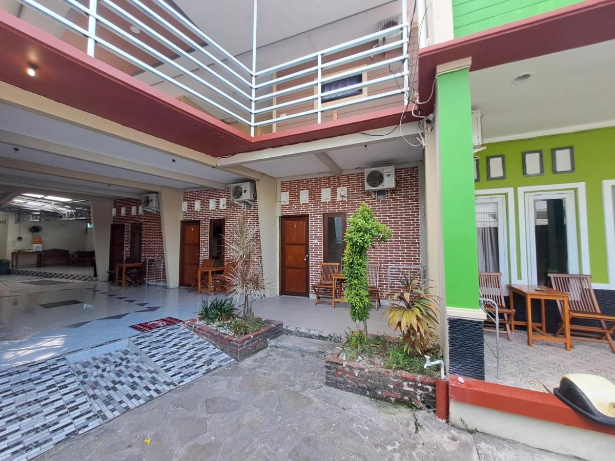Azza Karimunjawa Hotel Ngoại thất bức ảnh