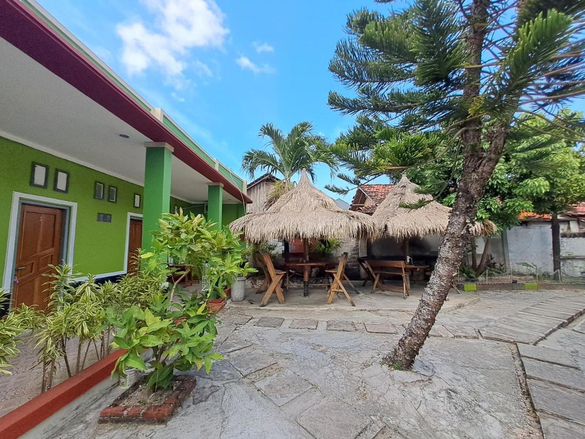 Azza Karimunjawa Hotel Ngoại thất bức ảnh