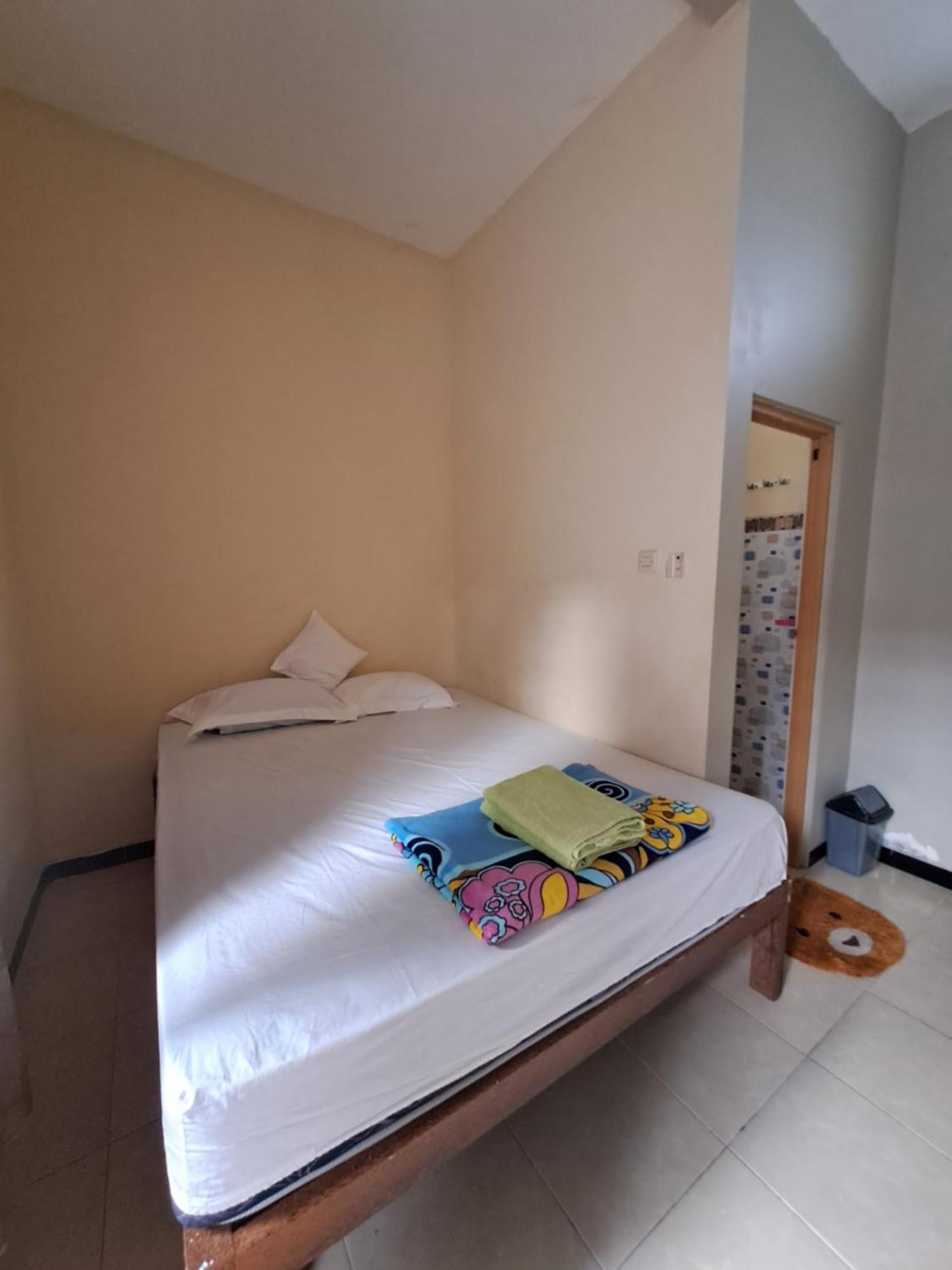 Azza Karimunjawa Hotel Ngoại thất bức ảnh